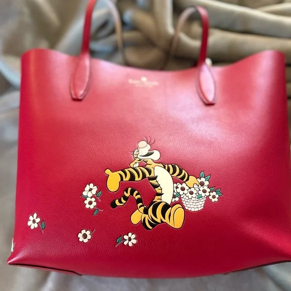 kate spade red tote with floral Tigger motif and cream wristlet - Picture 2 of 5